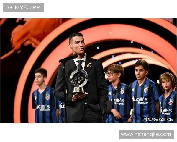 球衣3号的传奇足球明星背后的故事与荣耀之路 球衣3号的传奇足球明星背后的故事与荣耀之路