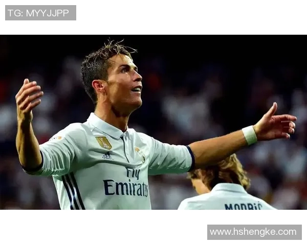 法国黑老足球明星的辉煌历程与传奇成就盘点